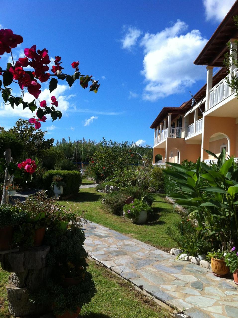 Eleni Apartments Arillas  Exteriör bild